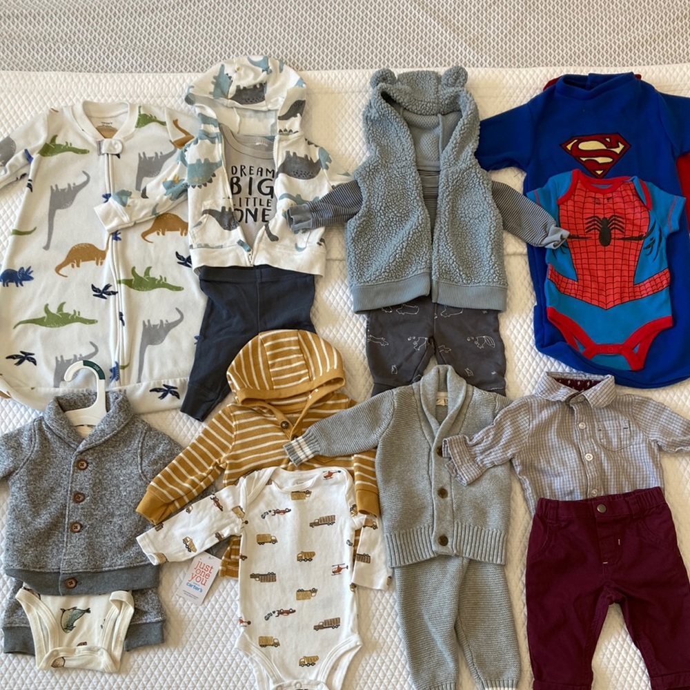 18 Piece Boys Outfit Set 0-3 Months